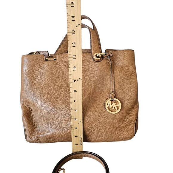 Michael Kors Acorn camel brown soft leather Anabelle crossbody hand bag - Picture 4 of 8